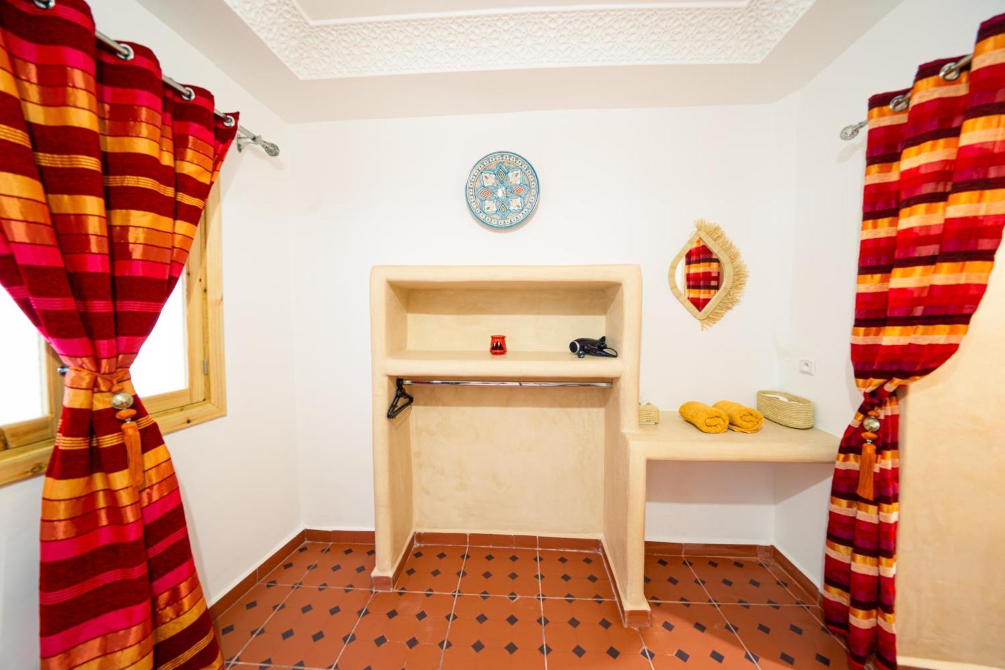 Dar Sekka Hotel Tanger Buitenkant foto
